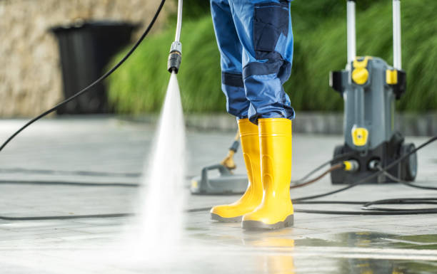 Best Concrete Pressure Washing  in Somerset, WI