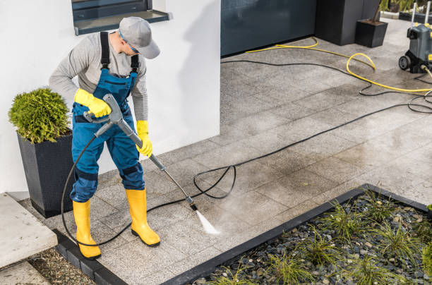 Best Commercial Building Pressure Washing  in Somerset, WI